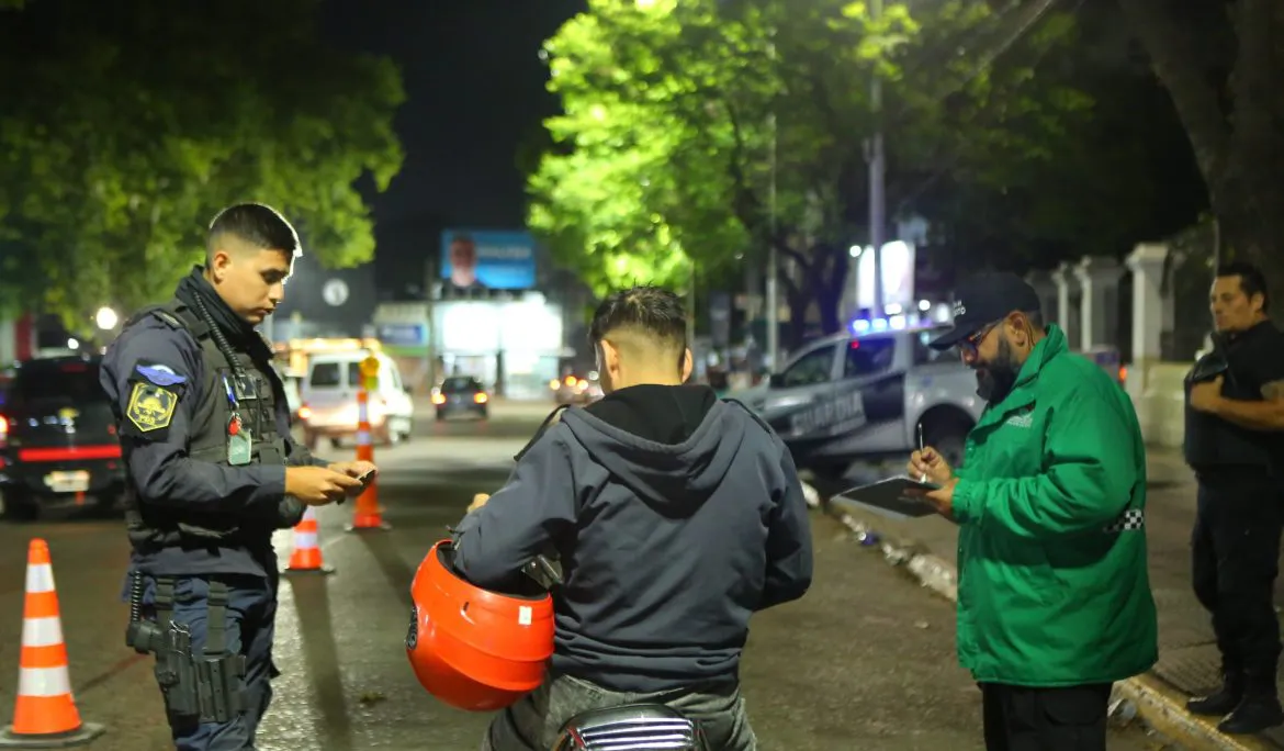 NUEVO-OPERATIVO-DE-SEGURIDAD-Y-CONTROL-VEHICULAR-EN-MONTE-GRANDE-scaled-1170x684