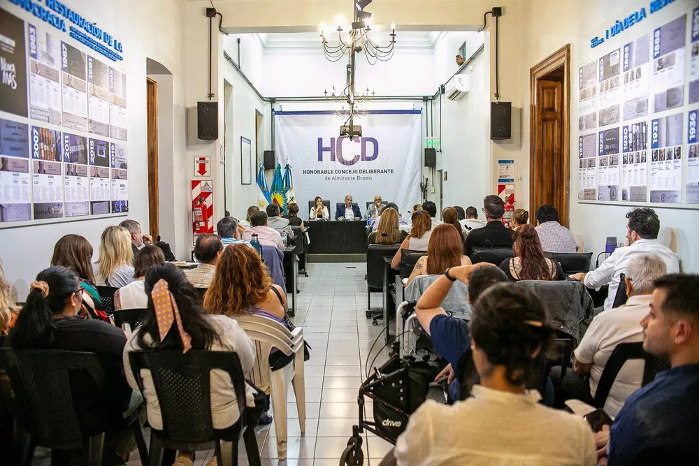 b0de00c3-e4eb-4992-8a98-073107cd901a