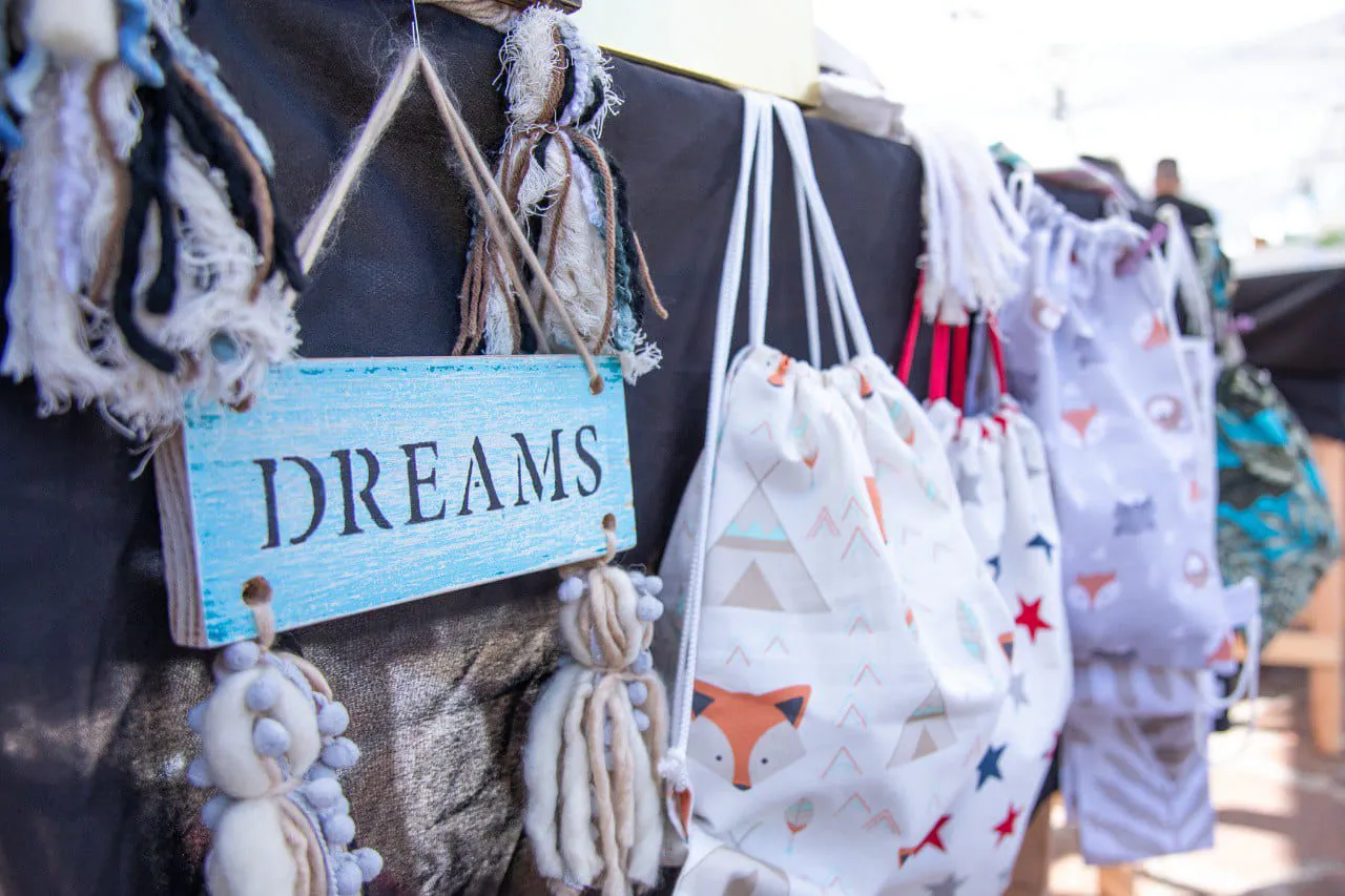 Lanús Gobierno anunció una nueva Feria de Artesanías, Emprendedores y Puestos Gastronómicos1