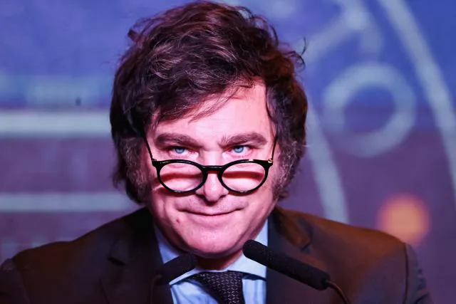 b4e15bad23cdbca00ab98ebeedce5e85