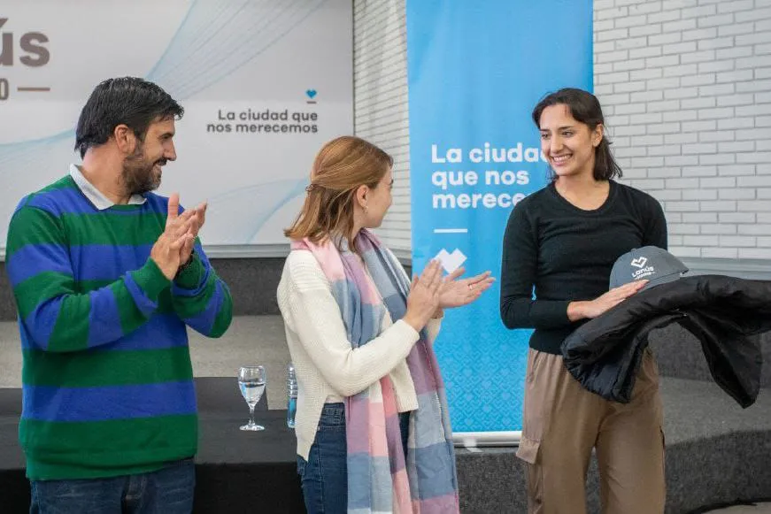 whatsapp-image-2024-05-19-at-144412-M0kNx